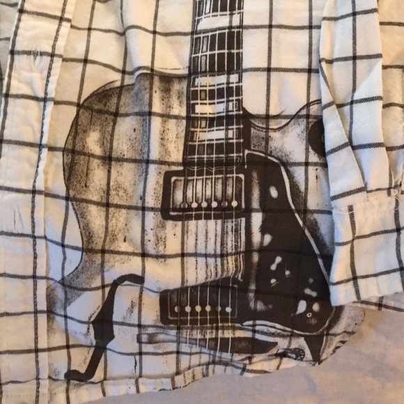 Boys Wes and Willy button down - Picture 2 of 6